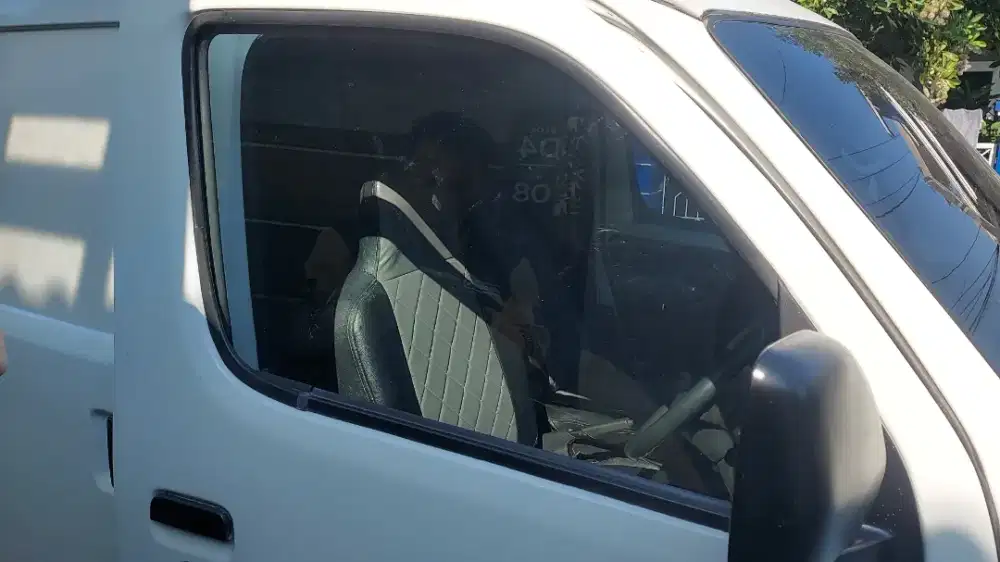 panggilan kelokasi anda pasang kaca film mobil