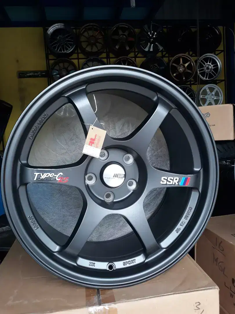 VELG SSR TYPE-C RS FLOW FORMING R18×8.5 H5×114 INNOVA,HRV,CIVIC,ACCORD