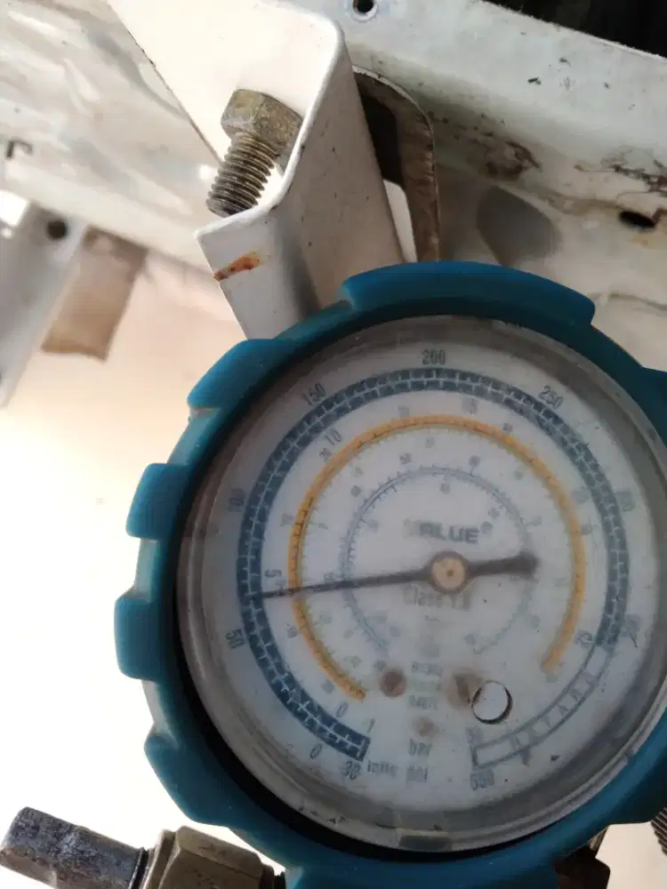 Terima Ac Bekas cafe,kantor,pabrik