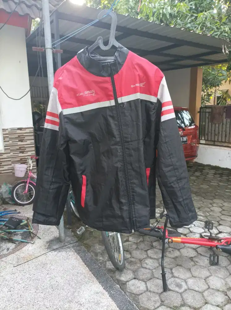 Dijual Jaket honda