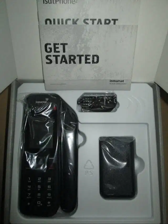 Telepon Satelit Inmarsat Isatphone 2