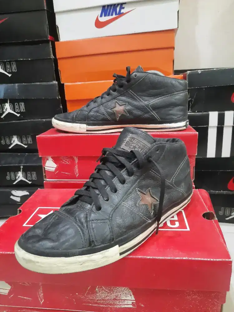 Converse One star Middle