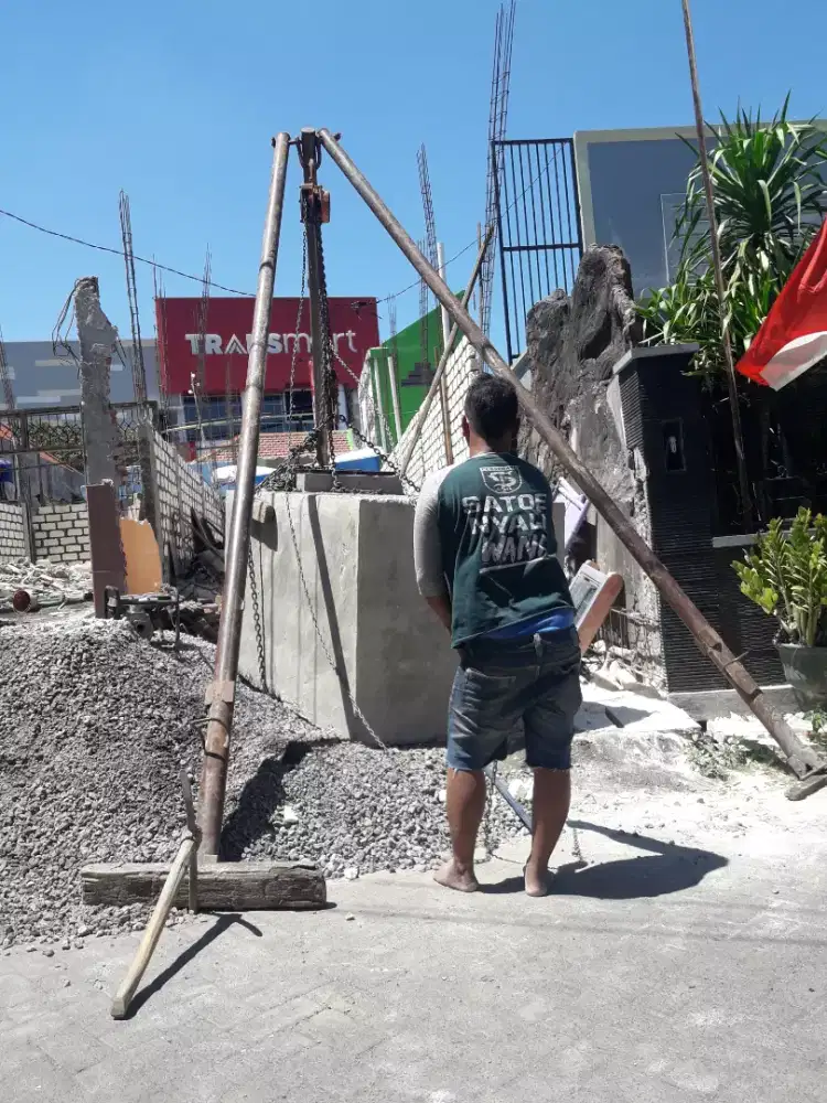 Tandon beton  sepitenk bus beton