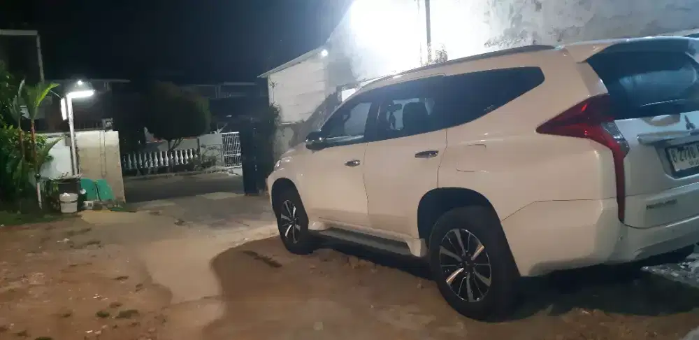 Rental sewa mobil matic manual depok murah lepas kunci