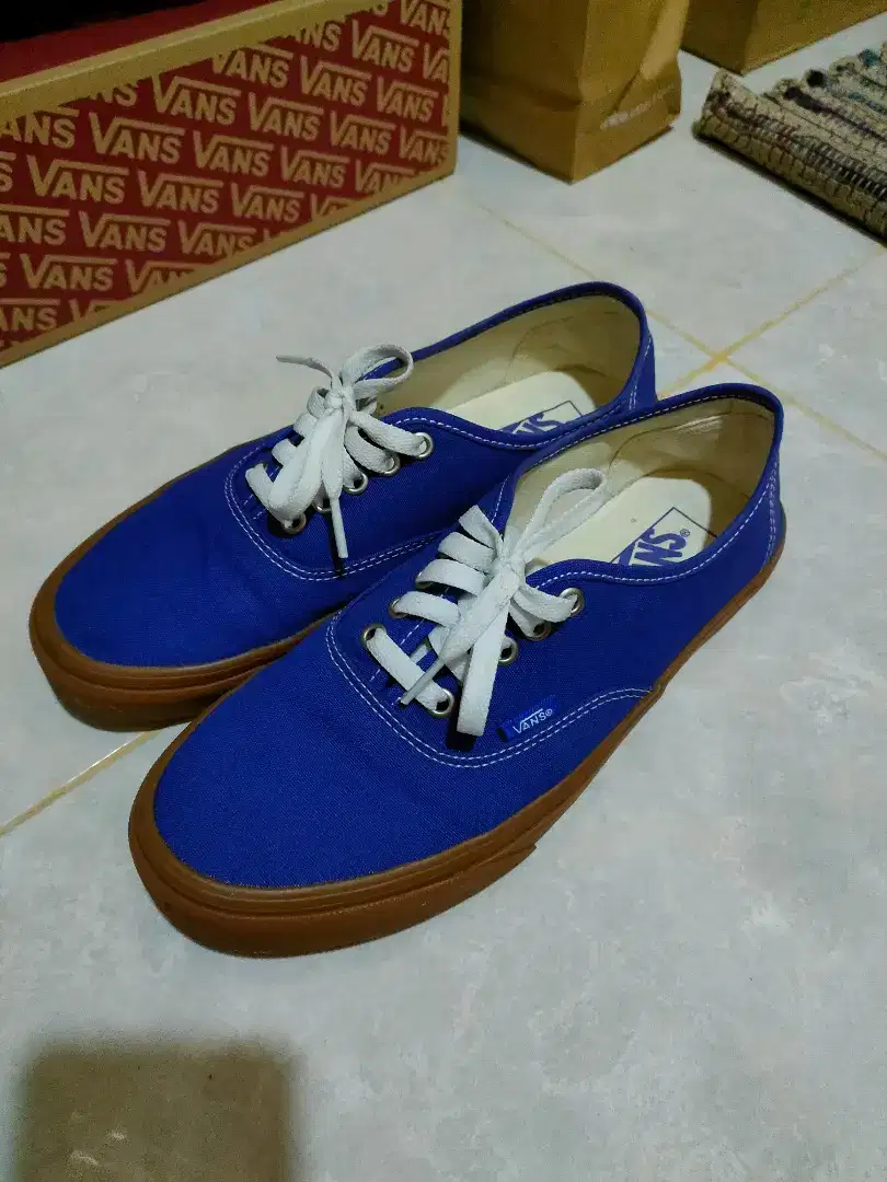 Vans authentic ungu (gum)