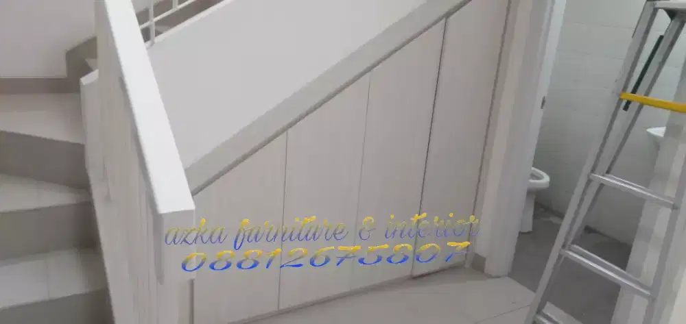 almari bawah tangga