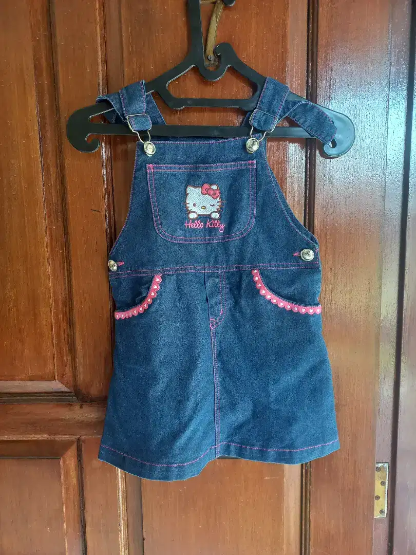 Dijual overall jeans anak merk hello kitty original store