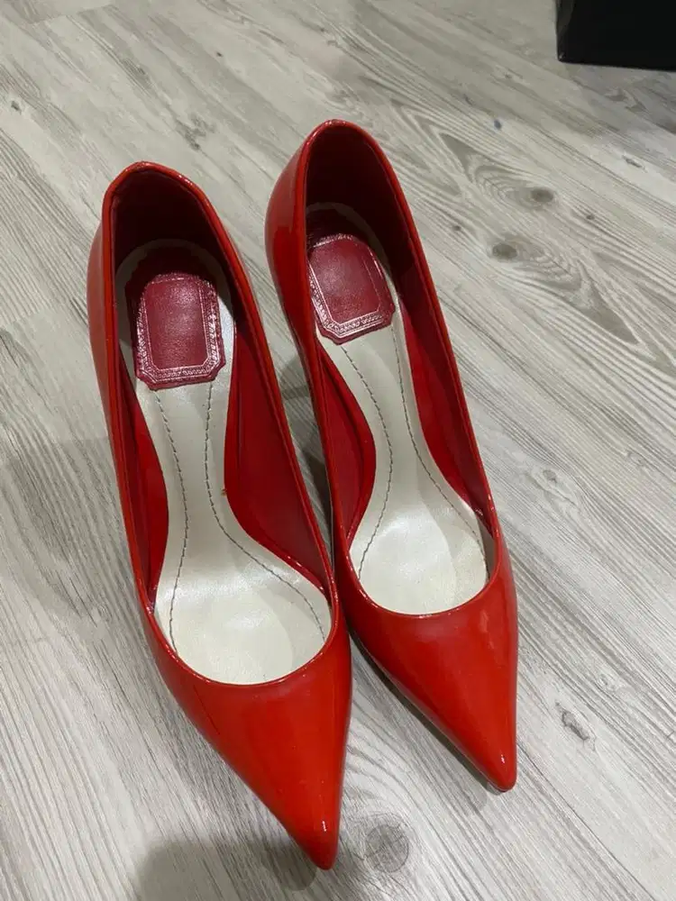 Sepatu dior heels merah 10 cm