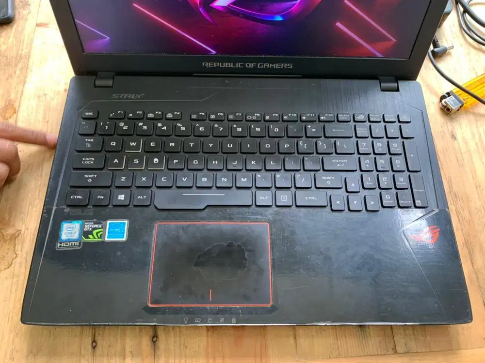 Kami terima laptop / macbook segala kondisi / terima servise juga