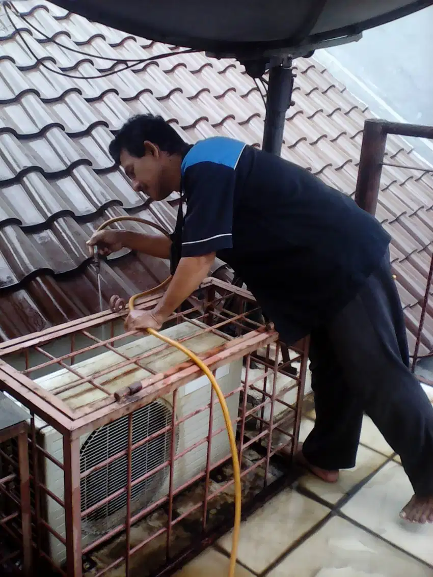 CUCI AC, BONGKAR PASANG AC, PERBAIKAN AC,