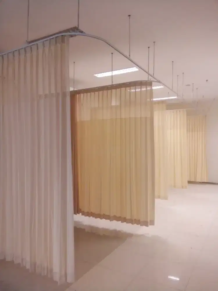 Gorden sekat rumah sakit dan tirai rumah termurah