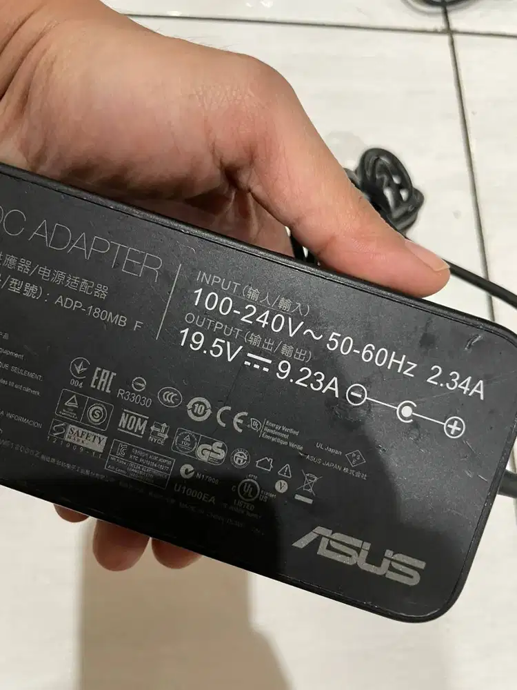Second adaptor charger Original ASUS G750 19.5V  9.23A ROG