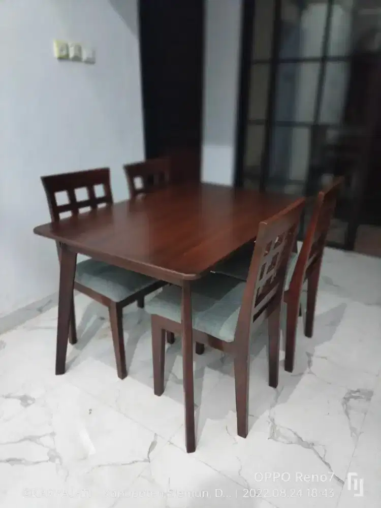 Set kursi makan jati