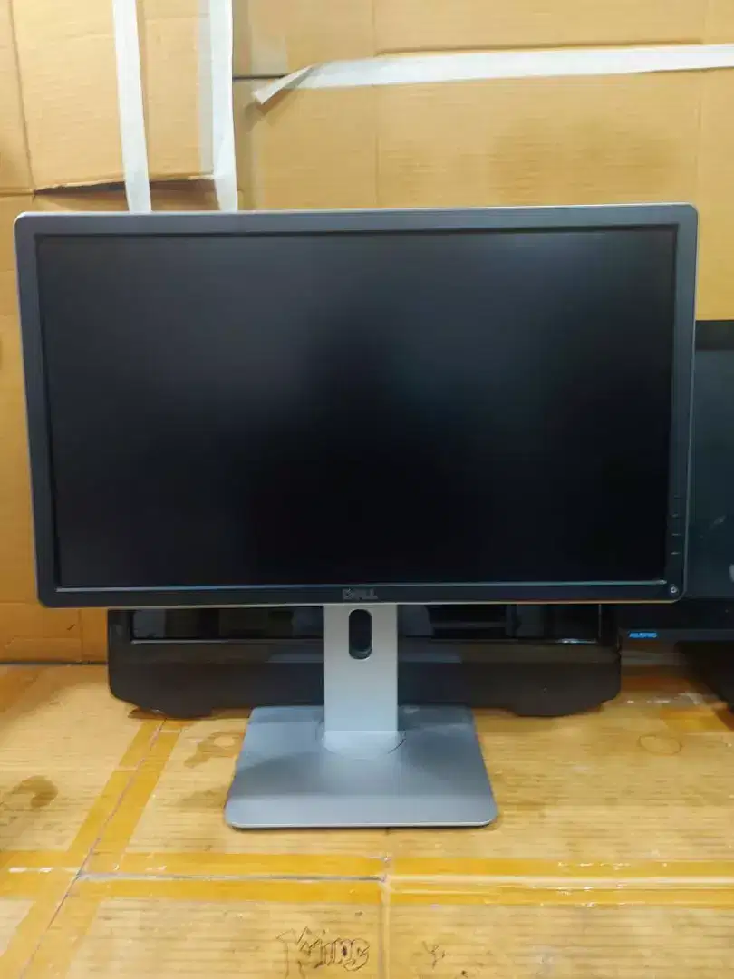TERIMA JUAL BELI MONITOR LCD