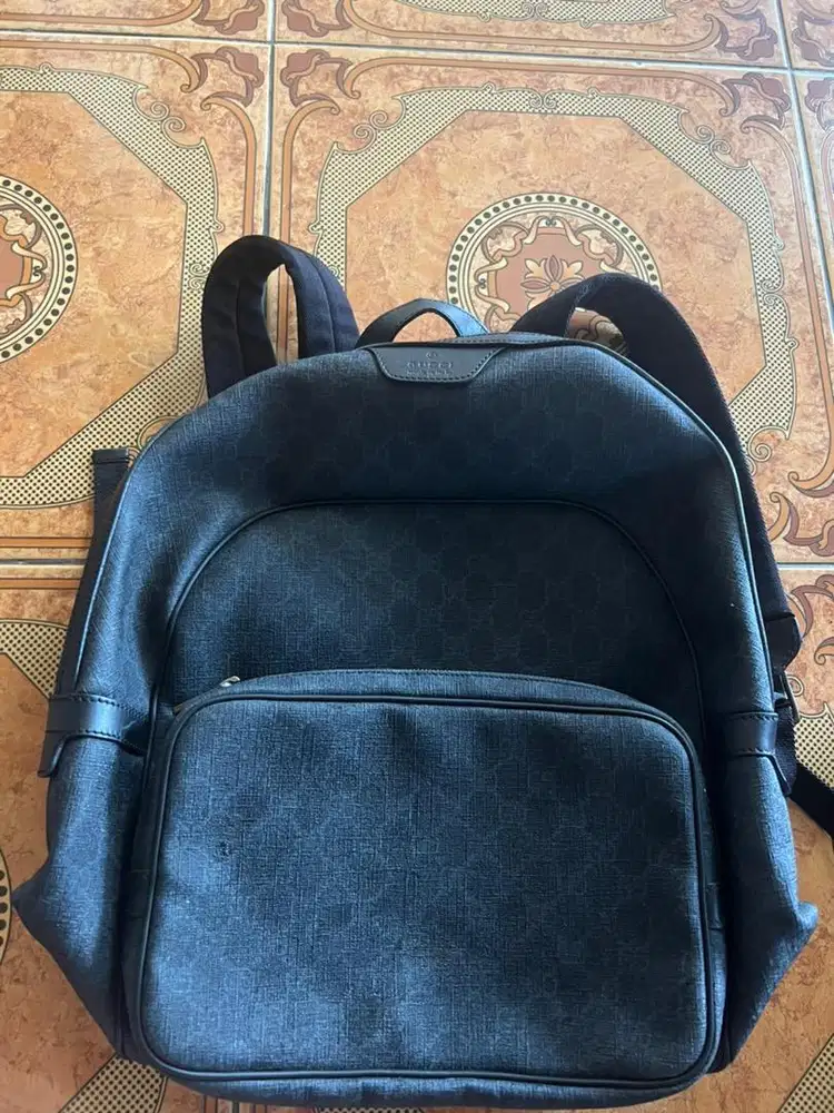 Tas hotsell supreme backpack