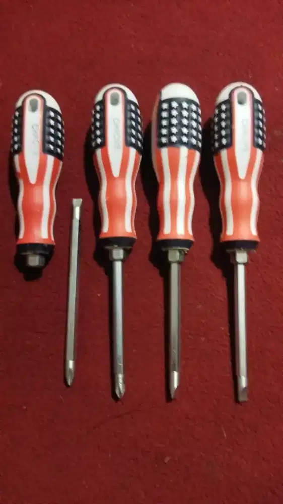 Obeng positif dan negatif