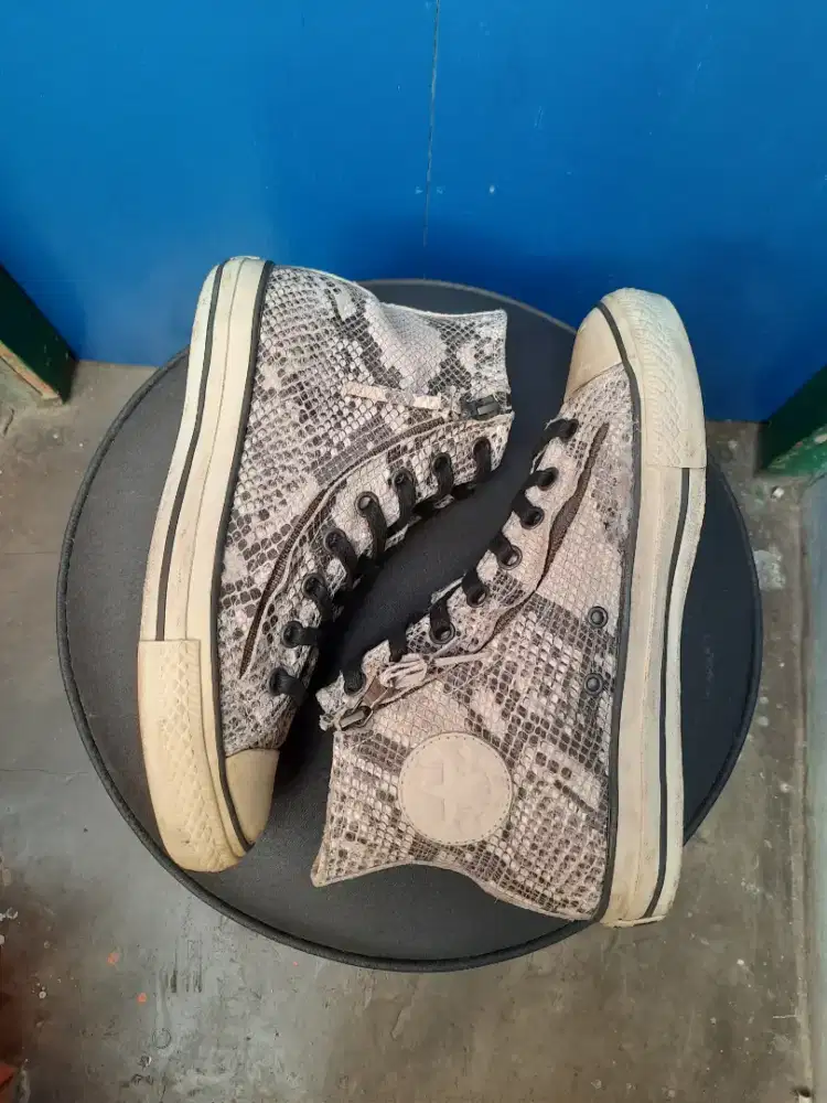 Converse john 2025 varvatos di bandung