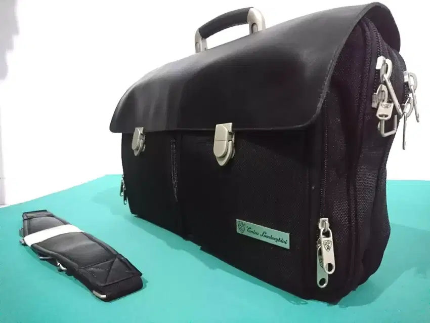 Tas selempang laptop Tonino lamborghini