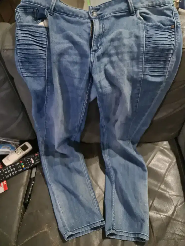 Celana jeans dgn reple yg keren