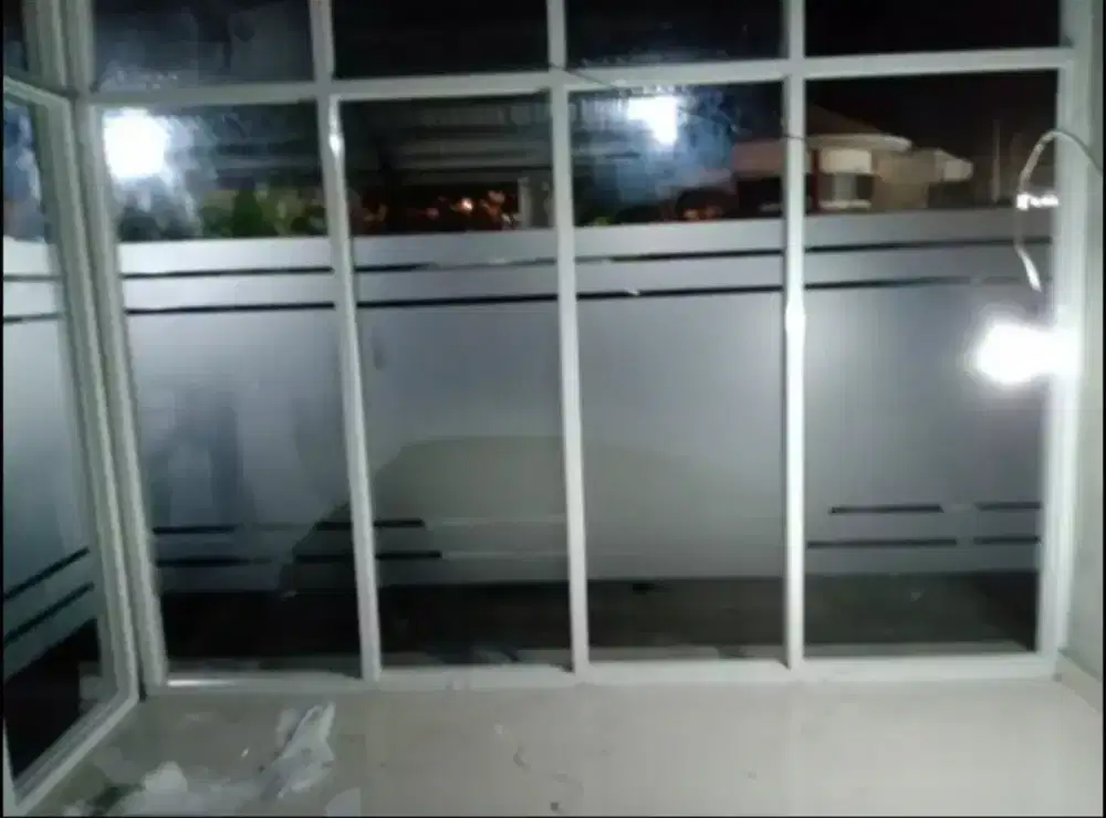 Stiker sanblas stiker kaca rumah kantor dll ada kaca film