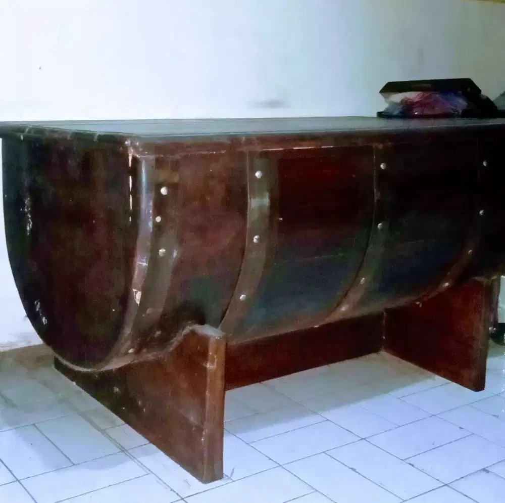 Meja Dekorasi Barel Gentong