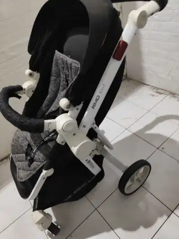 Stroller mewah store