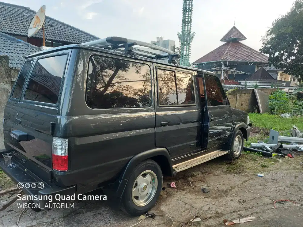 kaca film mobil panggilan ke lokasi anda