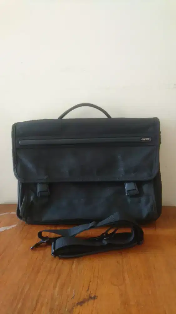 Tas kantor Tumi original