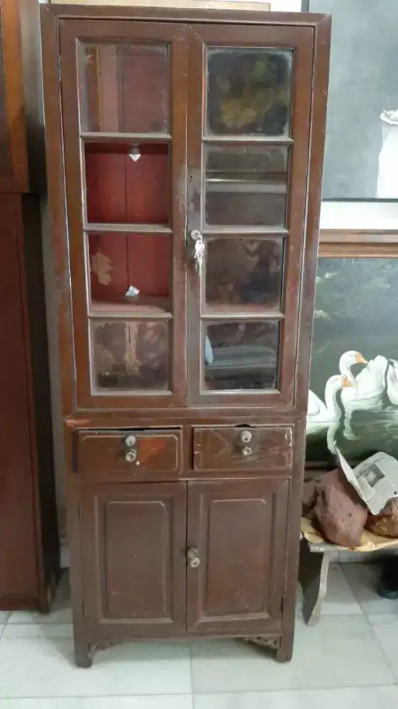 Almari antik kuno peranakan Cuiho Kotak