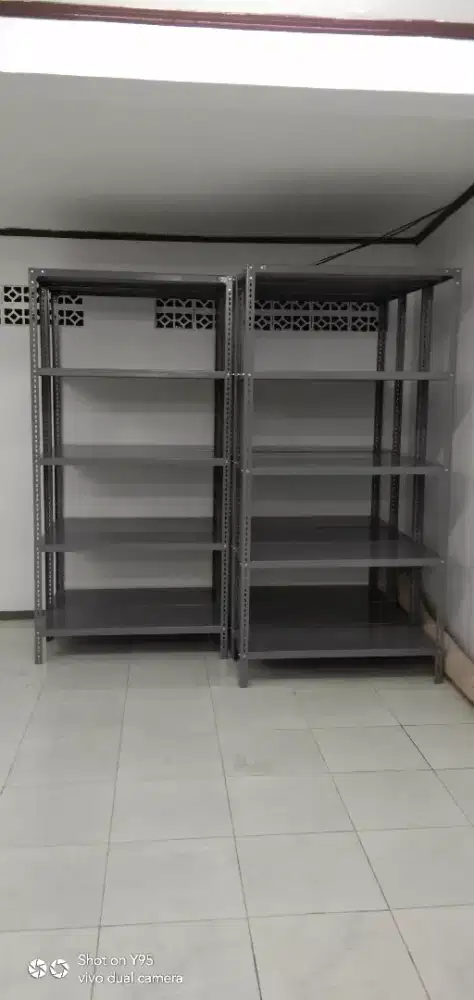 Rak besi siku serbaguna