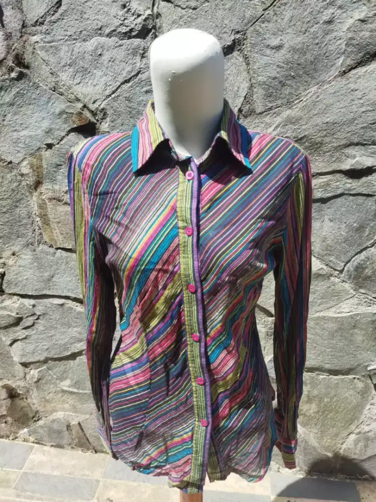 Kemeja wanita mango basic