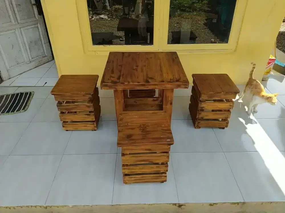 Lelang meja kafe 5 set barang gres