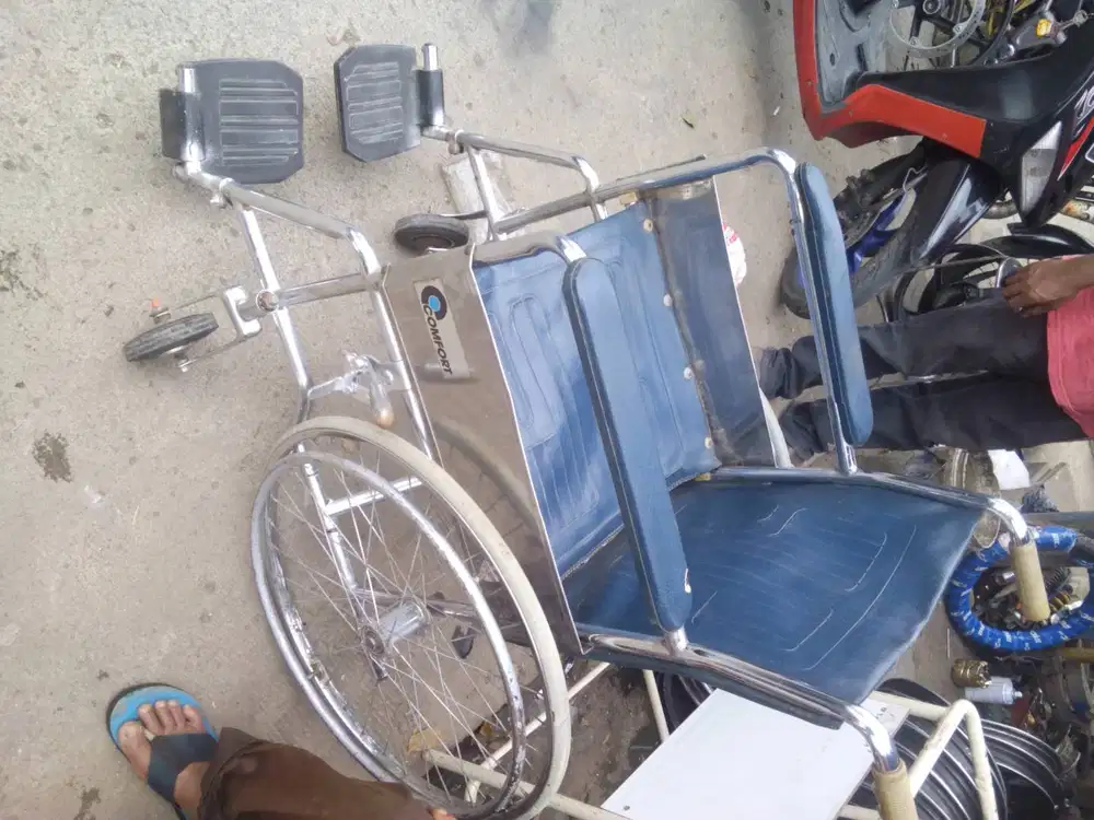 kursi roda lipat seken