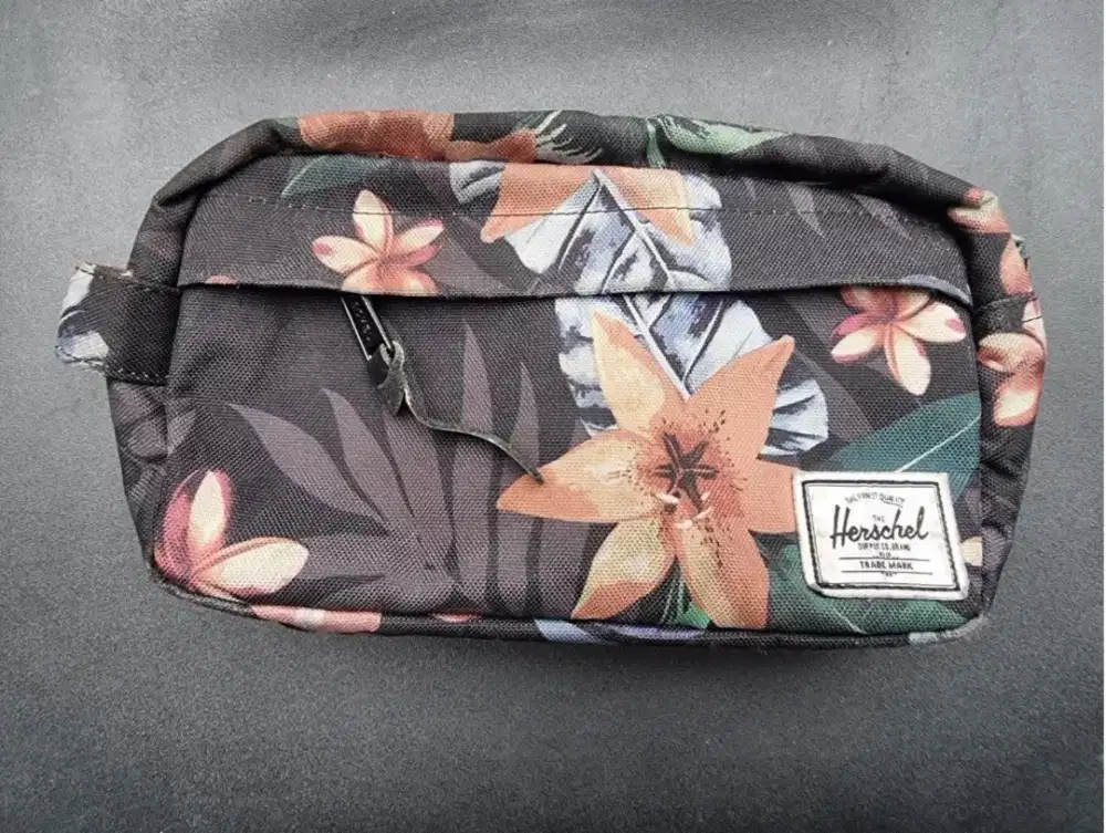 Tas clutch Herschel original