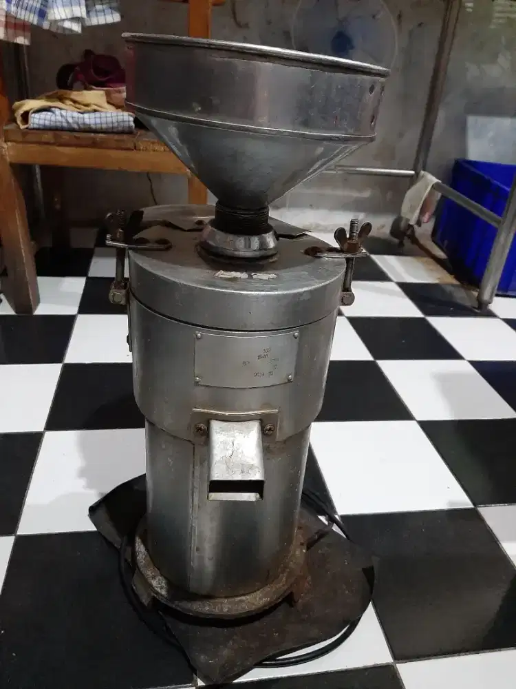 Di jual.mesin giling.kedelay