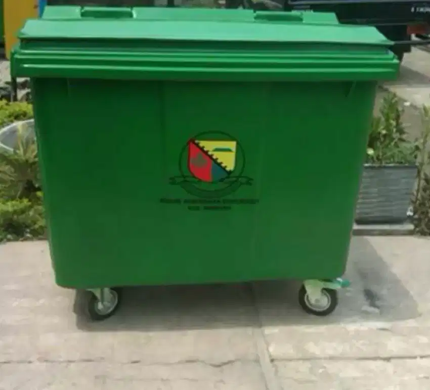 Tempat sampah 660 liter fiberglass