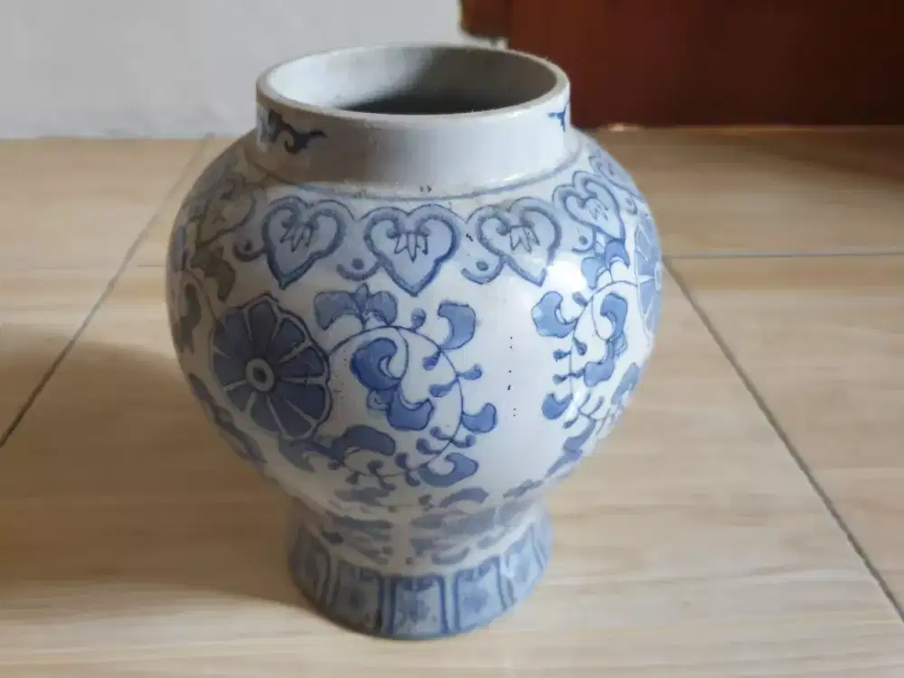 Dijual Guci Antik dari China