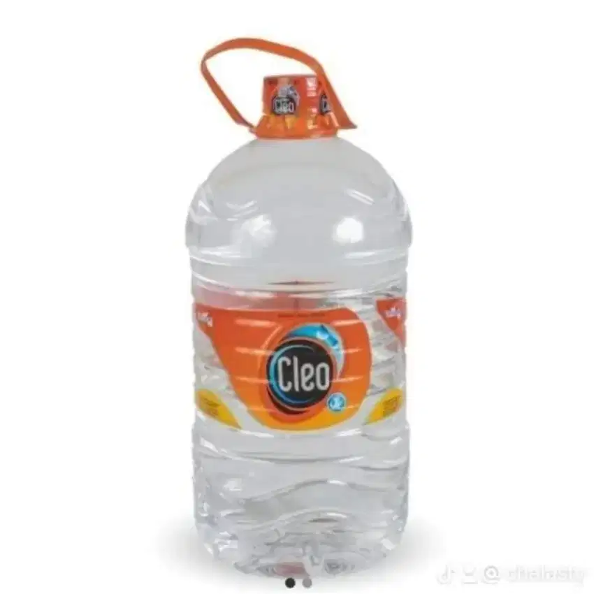 Galon Cleo ukuran 6 liter