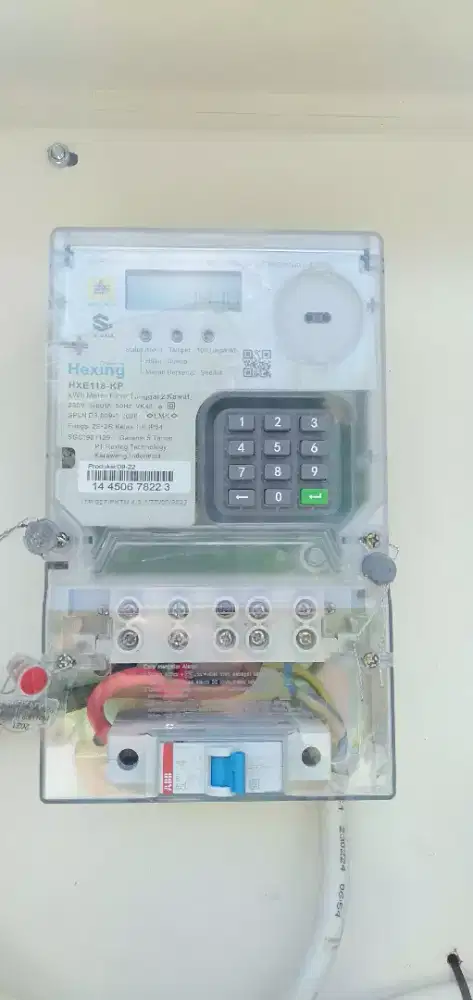 Teknisi listrik area bali