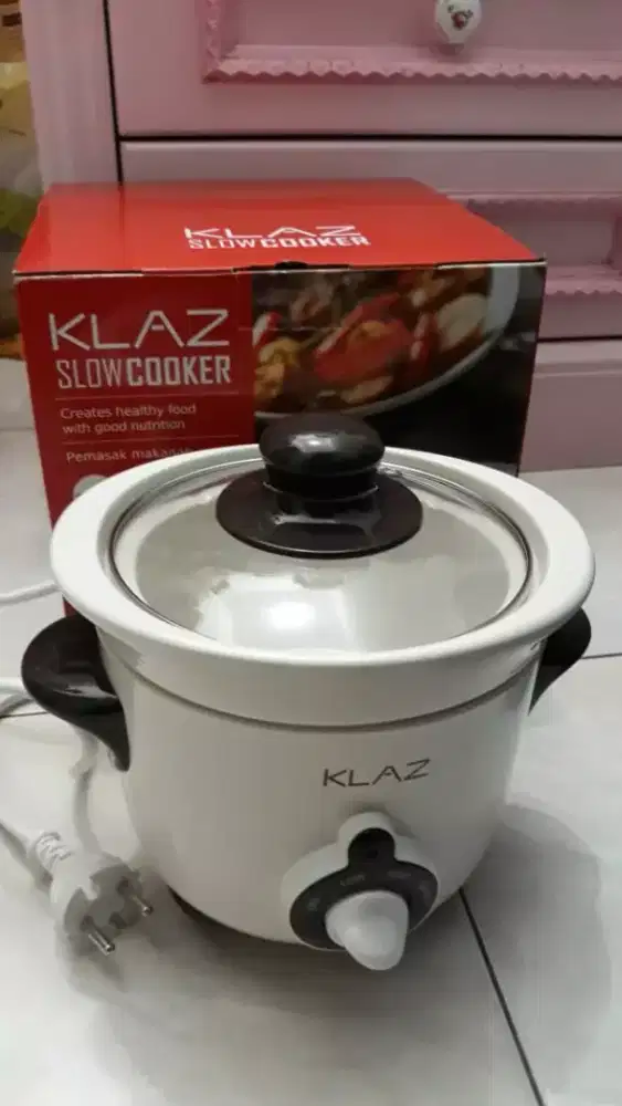 Kompor listrik dengan panci keramik 120 watt