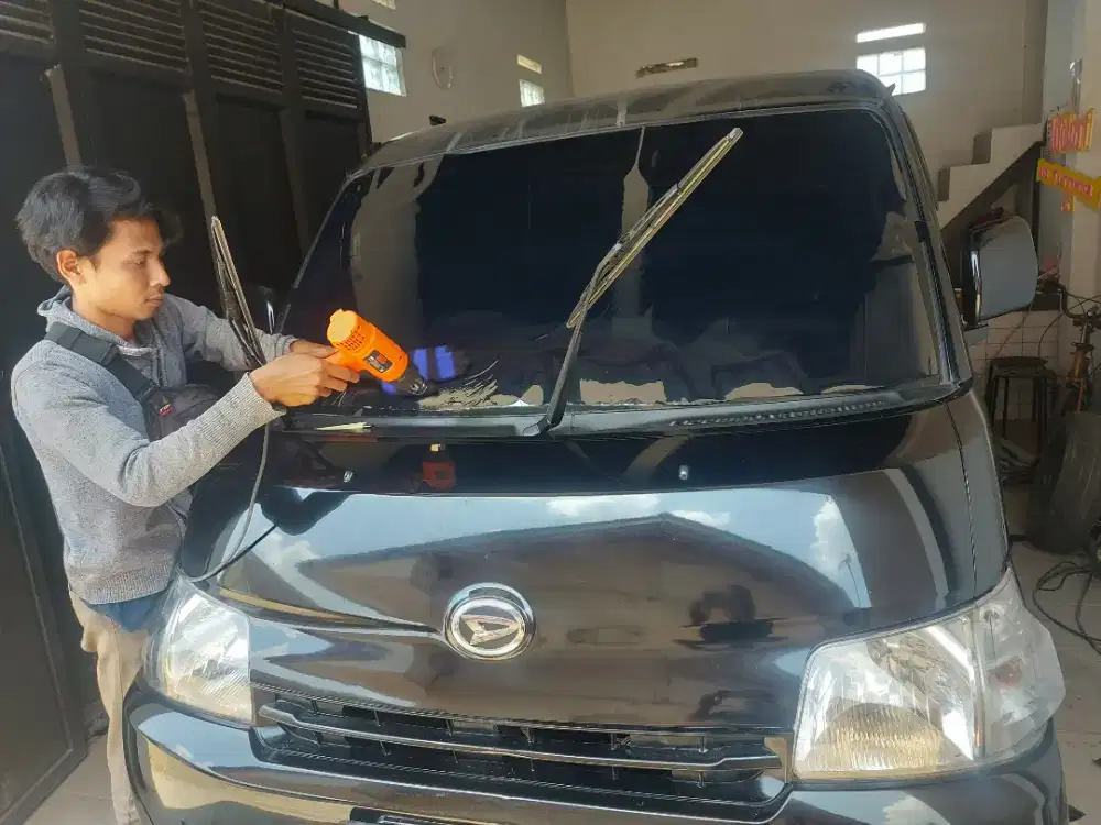 kaca film mobil panggilan berbagai merk