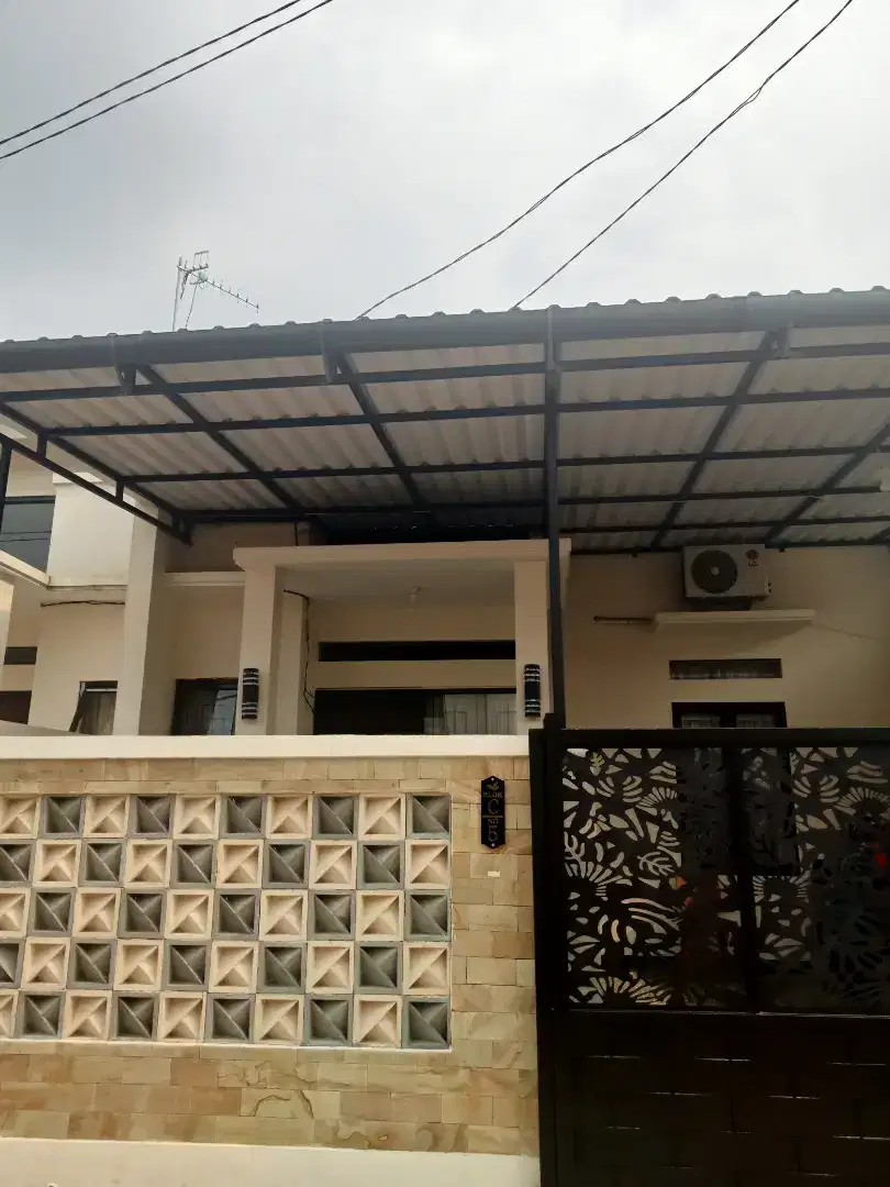 Pasang kanopi minimalis