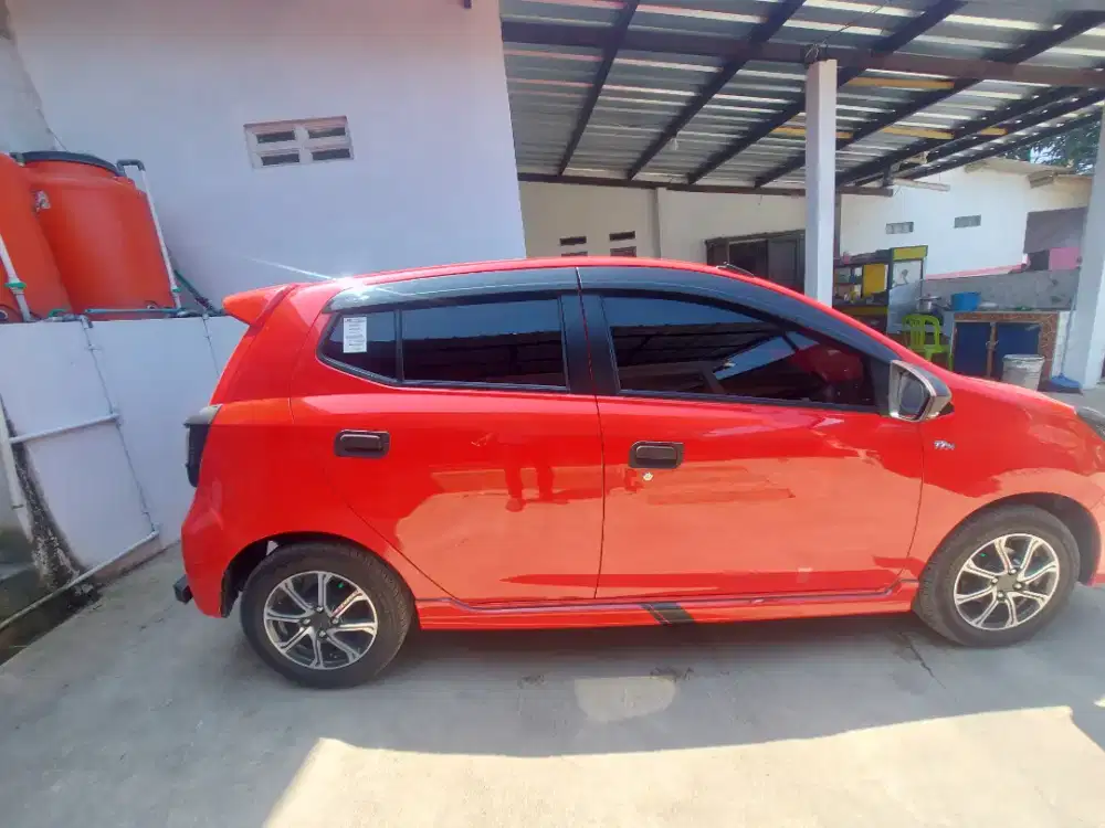 spesialis kaca film mobil dan jendela gedung