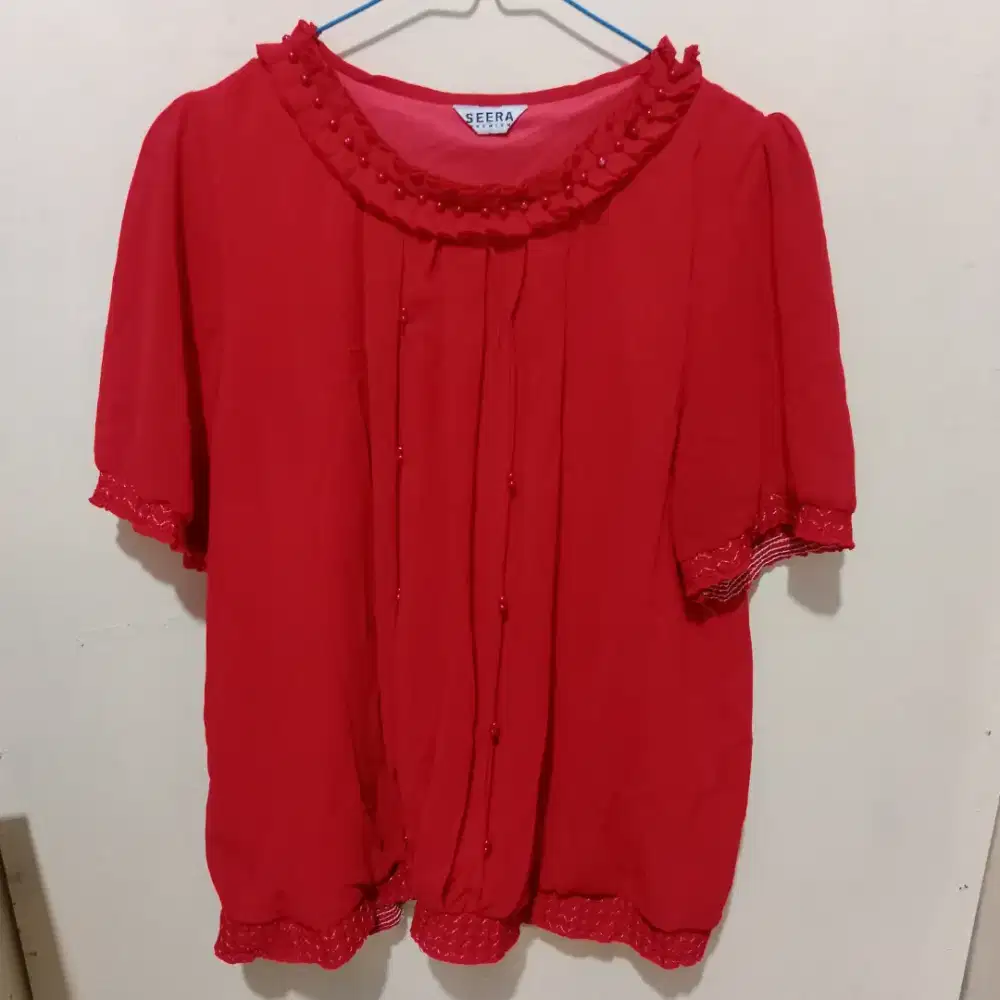Red Top / Atasan Blouse Red Lengan Pendek