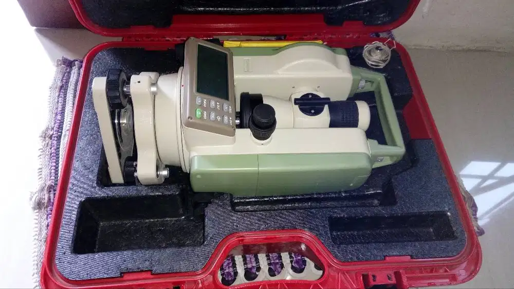 Digital Theodolite RUIDE ET 02