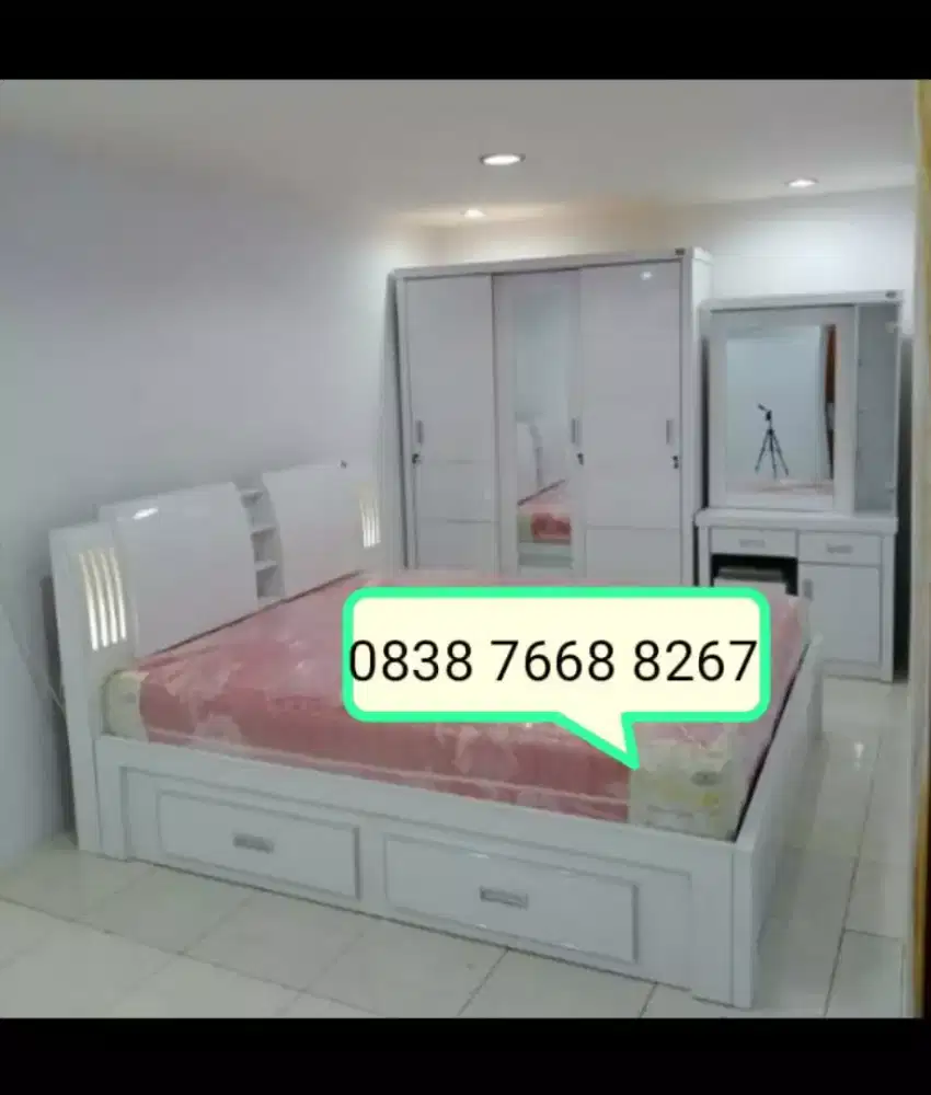 Tempat tidur / dupan minimalis +lacy hpl