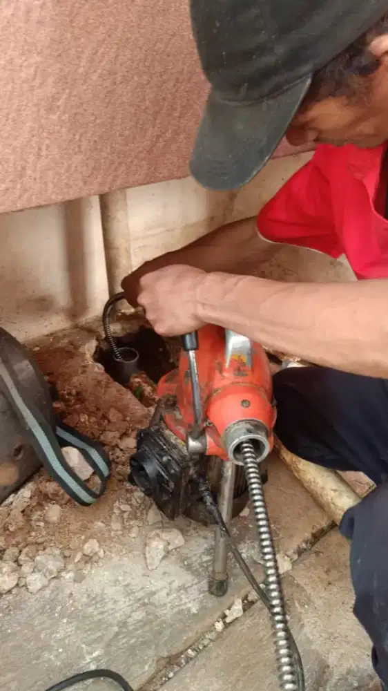 Solusi atasi pipa mampet tanpa merusak pipa