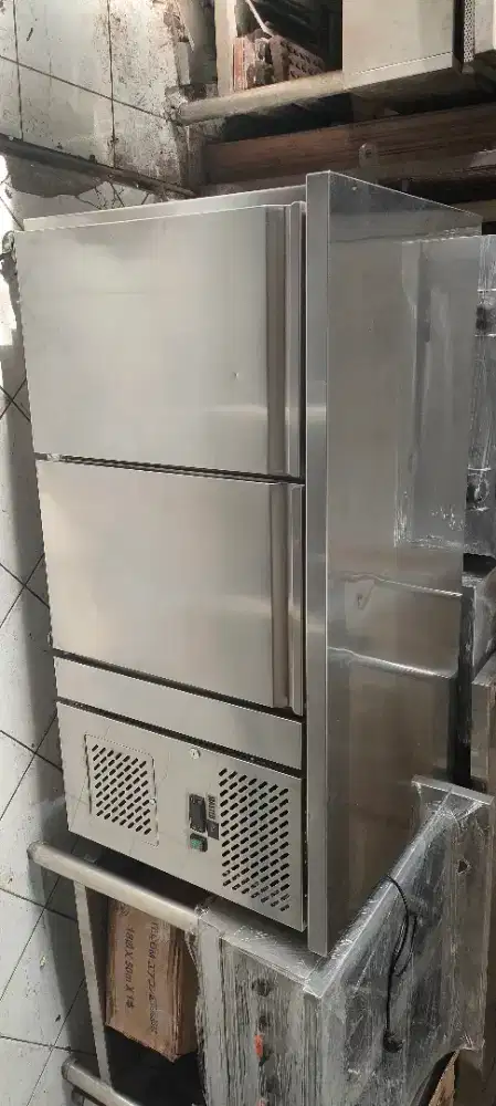 Undercouter chiller merek master coll siap pke'