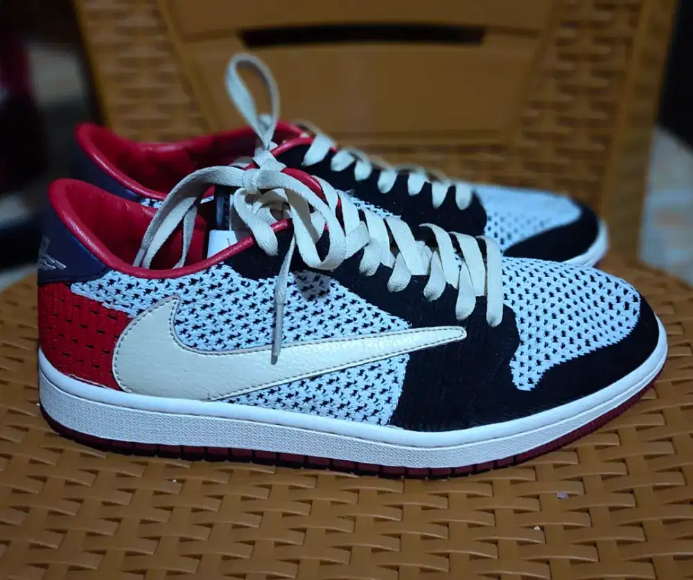 Sepatu NIKE like NEW