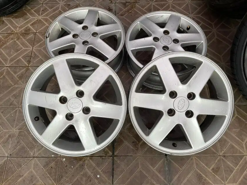 Velg ori Avega R15 4x100 Jazz yaris agya calya karimun swift lancer